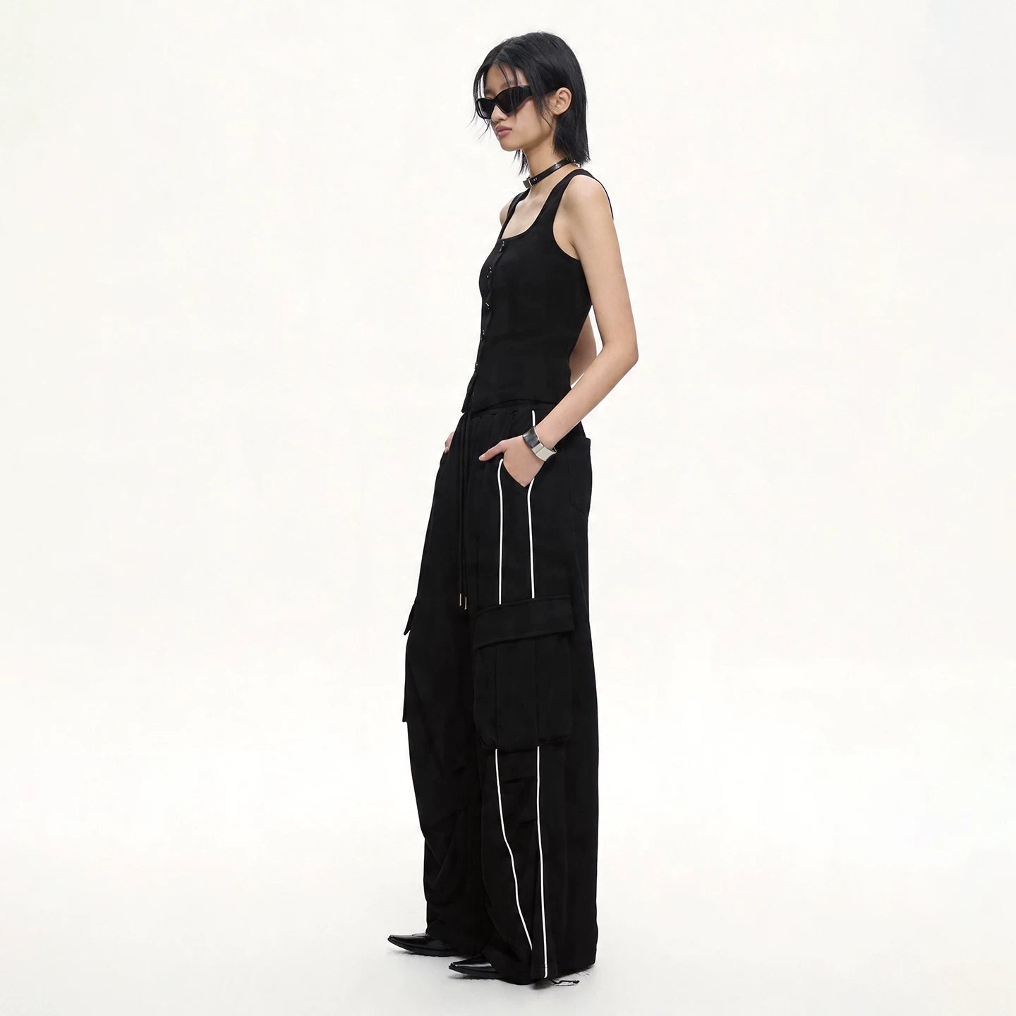 Lapargay Side Stripe Contrast Design Cargo Big Pockets Draped Wide Leg Casual Pants L75202905V