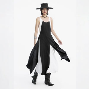 Lapargay Black and White Contrast Camisole Long Dress Slit Layered Design Waist-Defined Slimming L78209004C - Lapargay