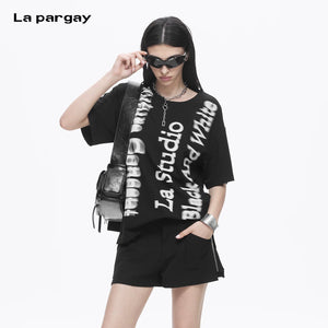 Lapargay Black Loose T-Shirt with Displaced Letter Print, Casual and Versatile Top L78200216V - Lapargay