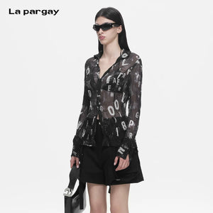 Lapargay Distressed Letter Print Sheer Pleated Chiffon Slim Fit Long-Sleeve Shirt L78201004V - Lapargay