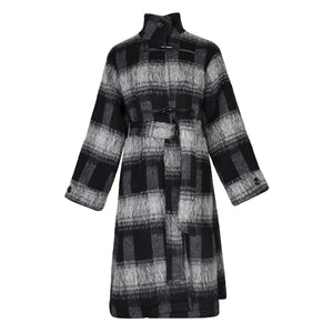 Lapargay Vintage Plaid Wool Coat with Horn Button Stand Collar Design, Two-Way Wear with Belt L78101604C - Lapargay