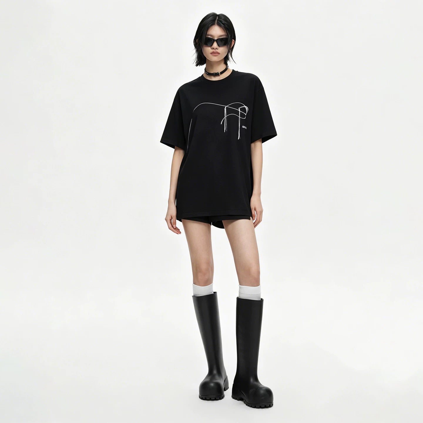 Lapargay Oversized Line T-Shirt Neat Loose Fit Casual Relaxed Style L72200202S