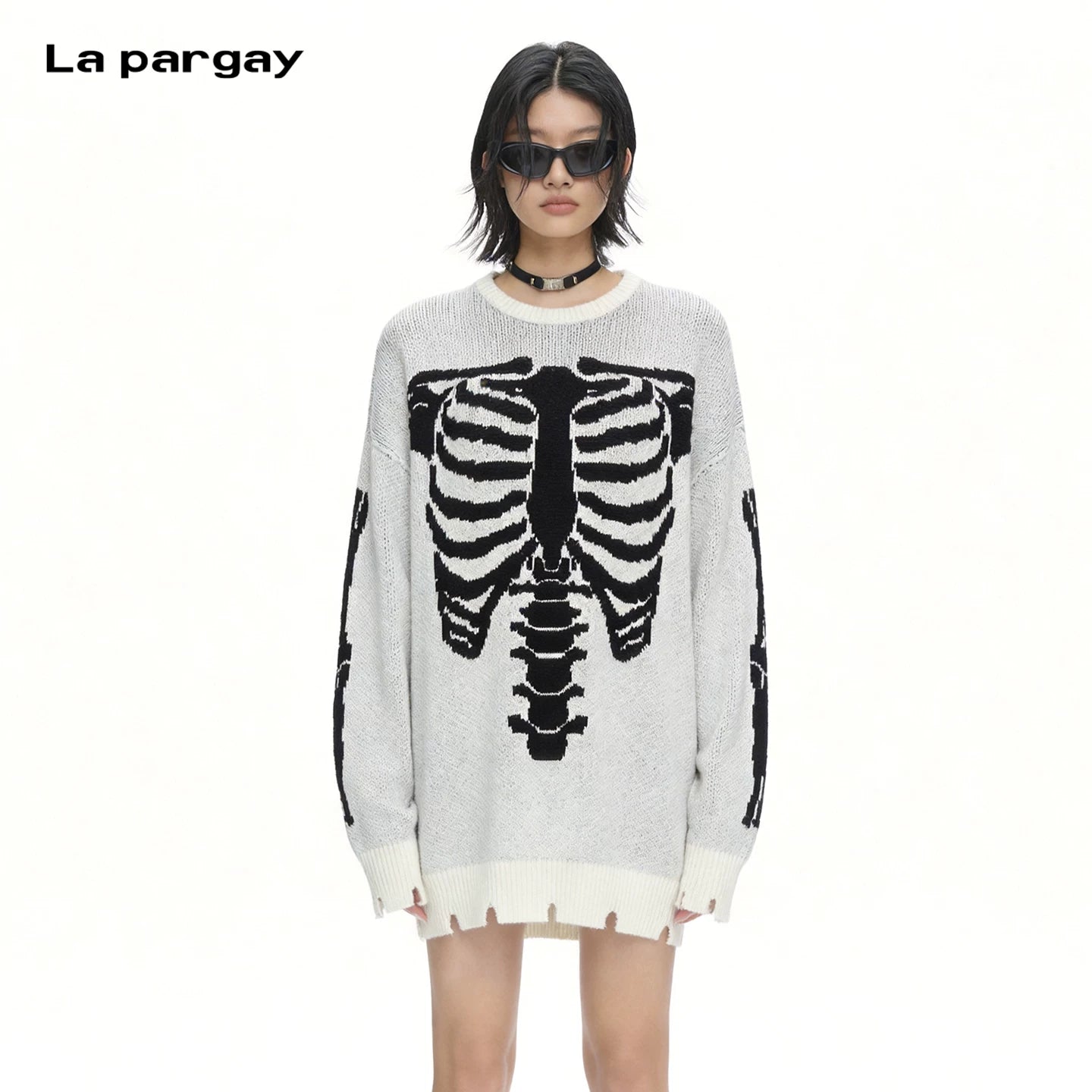 Lapargay Loose Knit Sweater Skull Jacquard Design Distressed Hem with Hole Details L72108205V