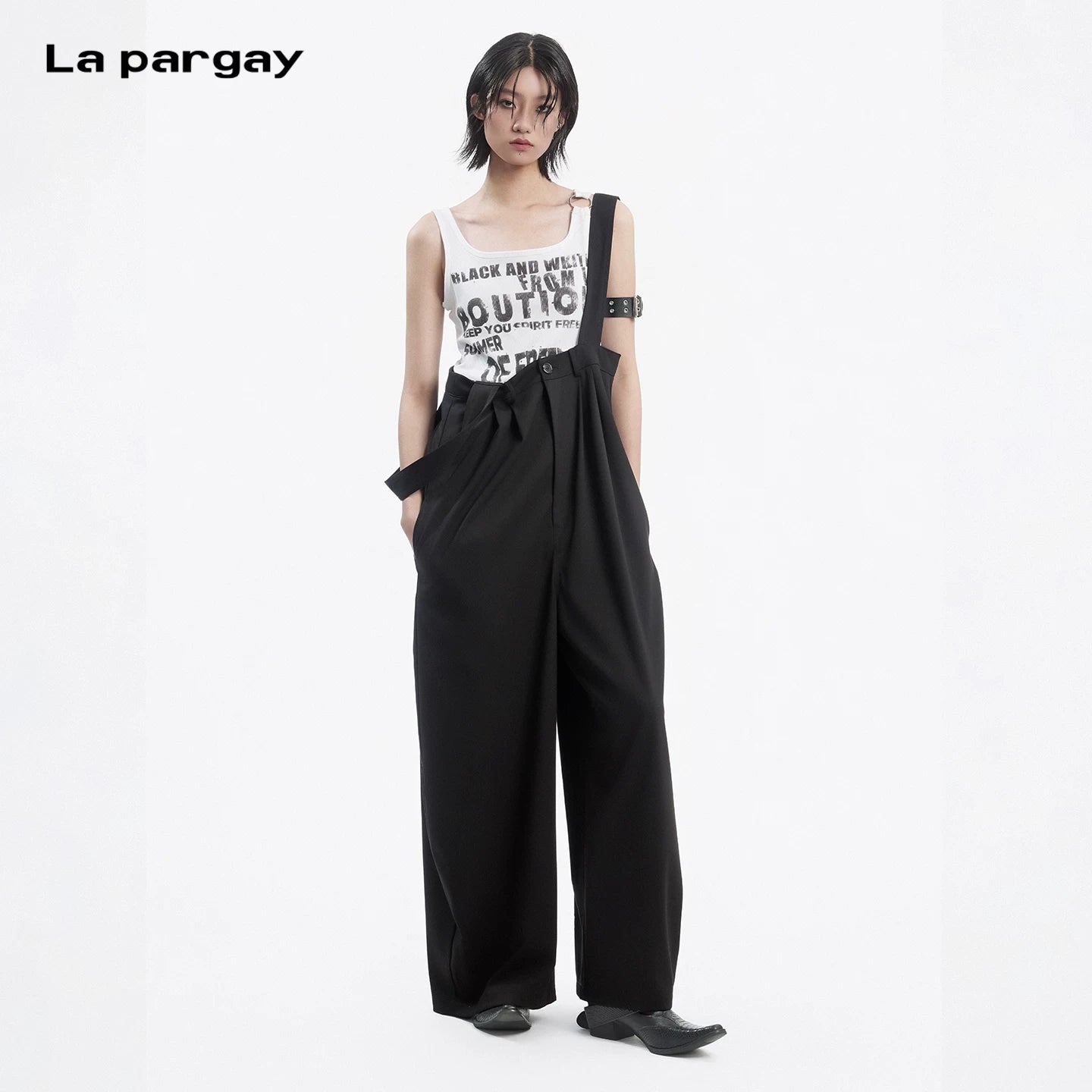Lapargay Adjustable Strap Jumpsuit Wide-Leg Silhouette Flatters Figure Without Looking Bulky L78202701C