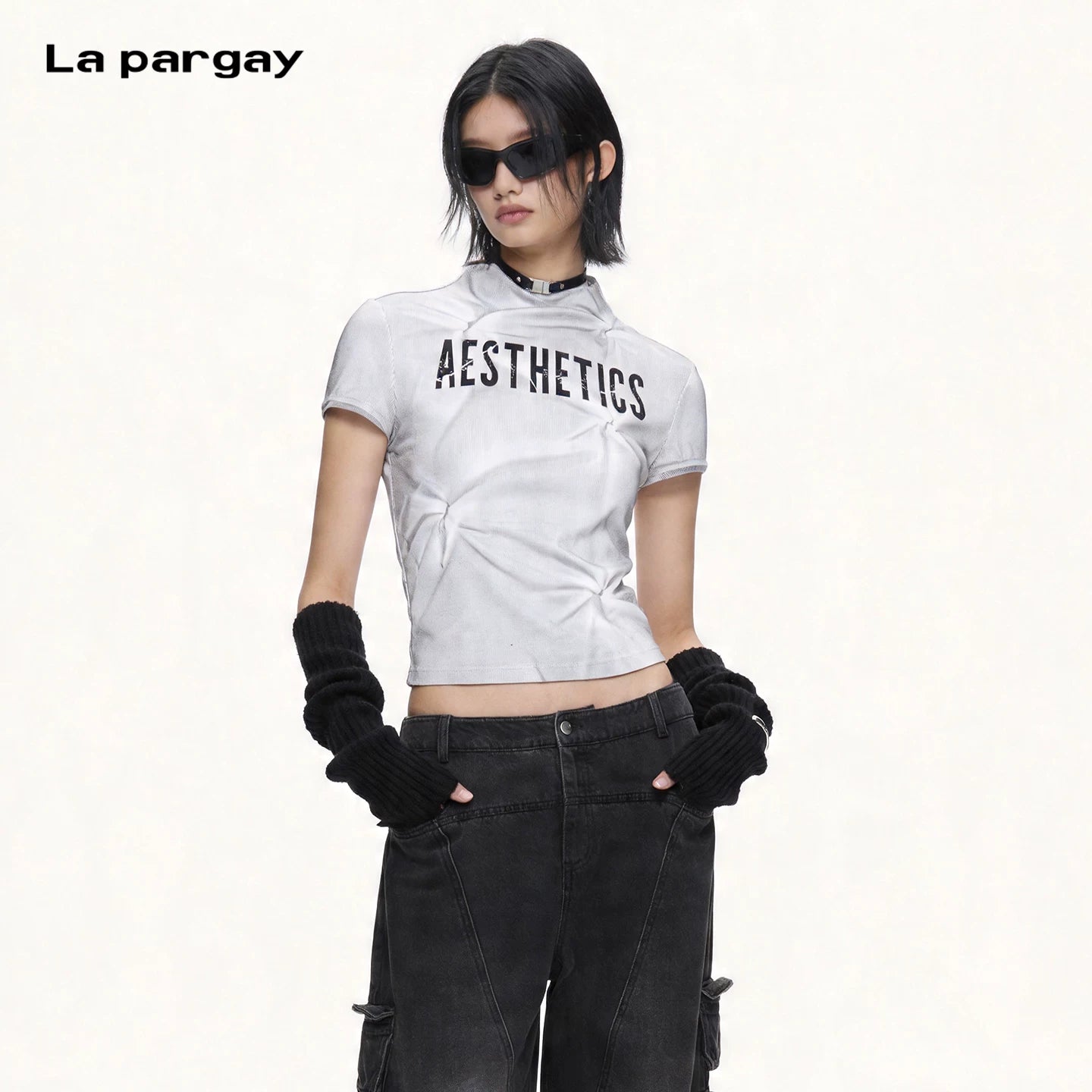 Lapargay hot girl style half-high collar top textured pleated design tight fit shows off figure L75200207V