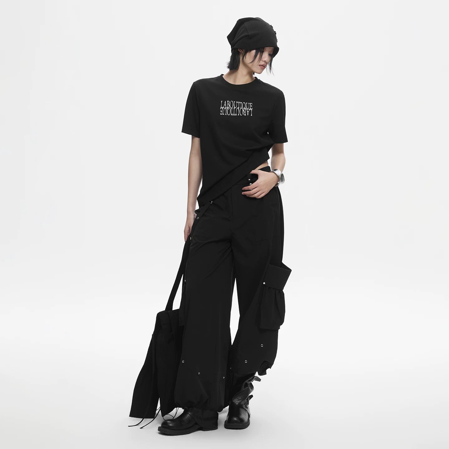 Lapargay simple shoulder-length short-sleeve T-shirt with clean cut, slimming and flattering L78200221C