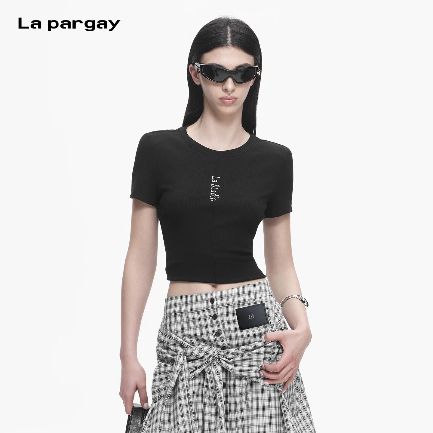 Lapargay Slim Fit Cropped T-shirt Regular Shoulder Round Neck Design Letter Print Accent L78200217C