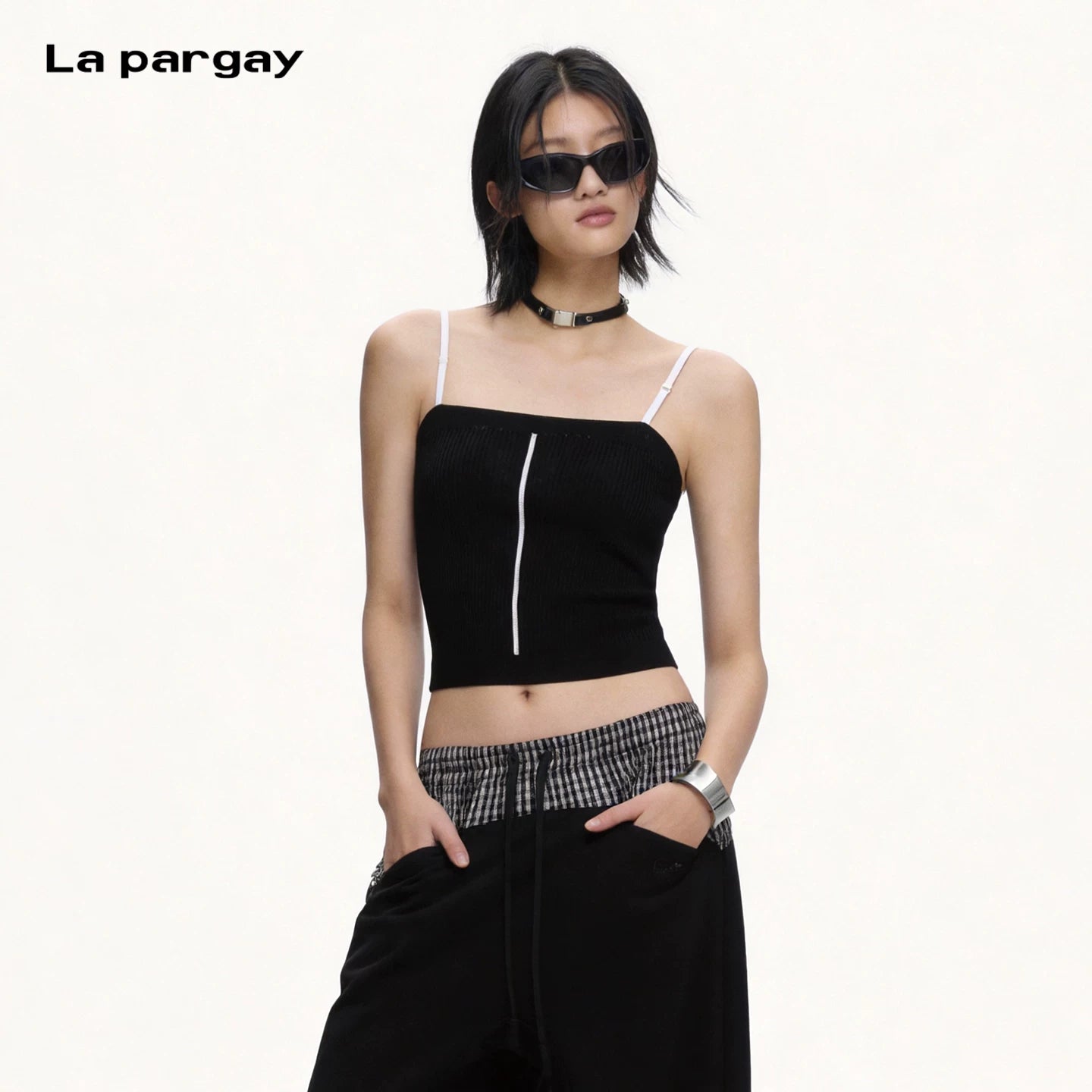Lapargay contrasting knit cami top, cropped waist style, skin-friendly and breathable L69108101C