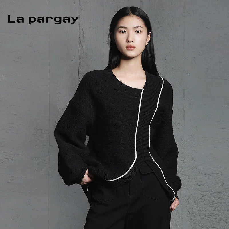 Lapargay Loose Curved Hem Pullover Long-Sleeve Knitwear 2026 New Women's Black Casual Top