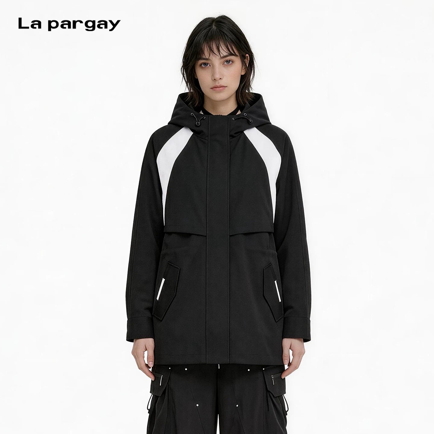 Lapargay Black and White Contrast Color Hooded Outdoor Casual Jacket, Loose and Slimming L75401202V