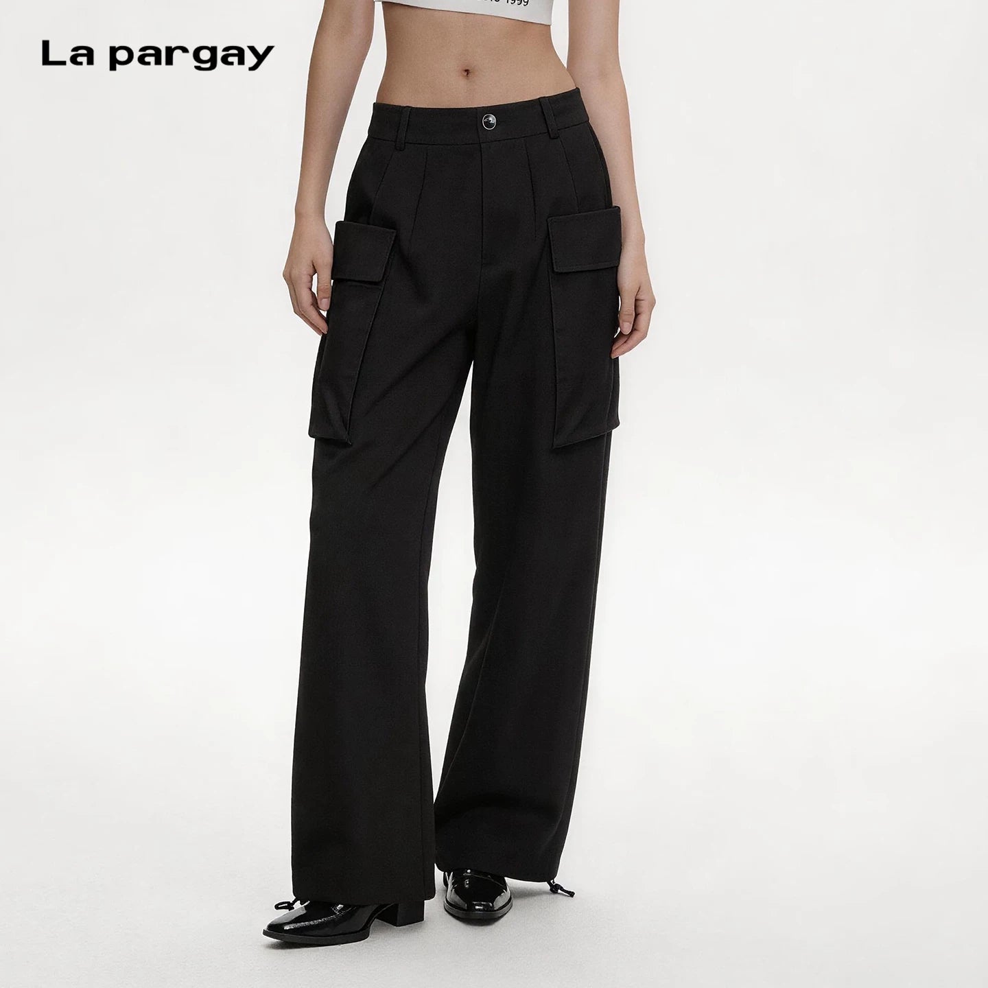 Lapargay High-Waist Pleated Cargo Casual Pants 3D Large Pockets Drawstring Hem Design L66202638C