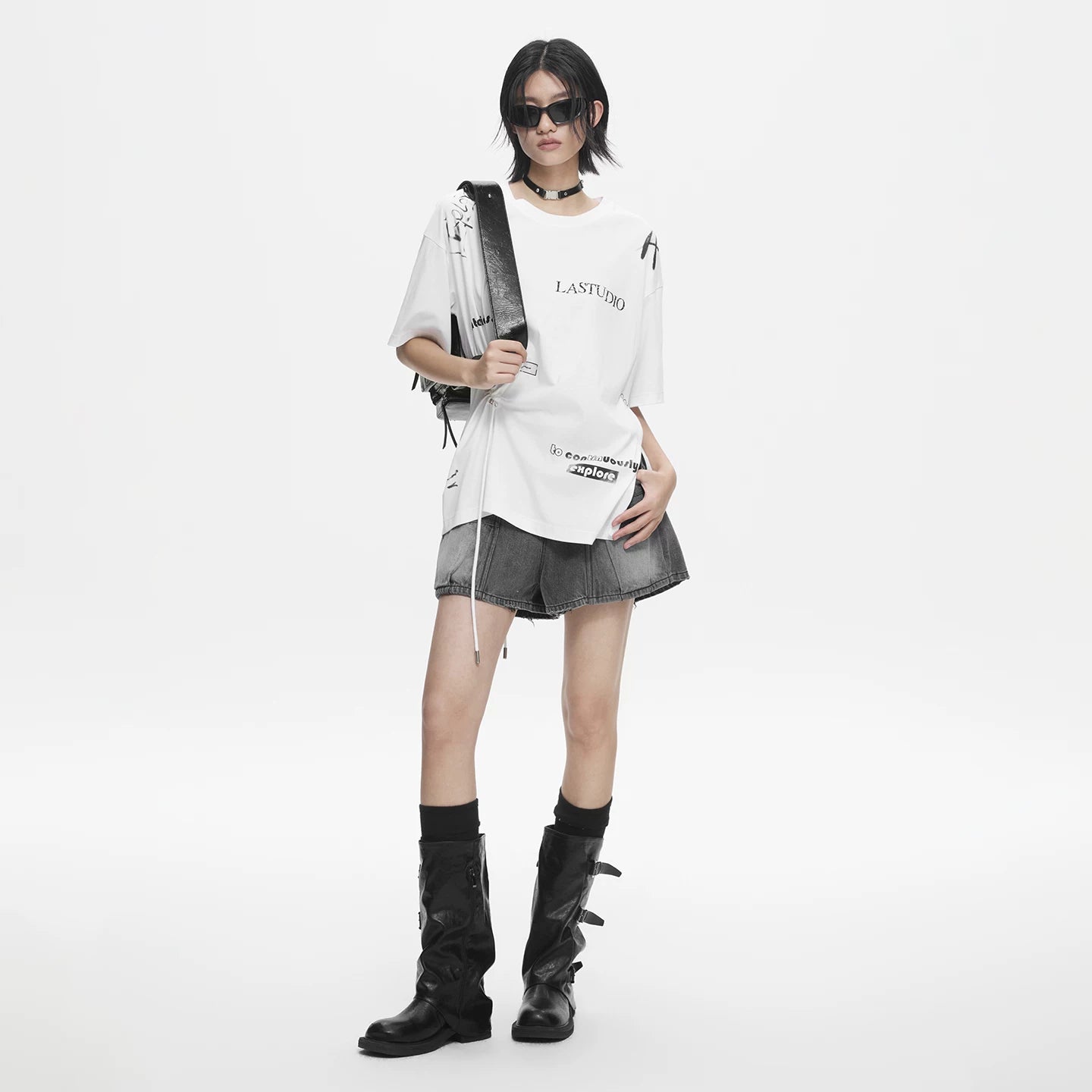 Lapargay drawstring waist, graffiti print, irregular hem, loose round neck T-shirt L78200206C