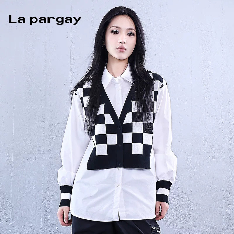 Lapargay long-sleeved spliced knitwear 2026 spring new women's personality fashion casual design top