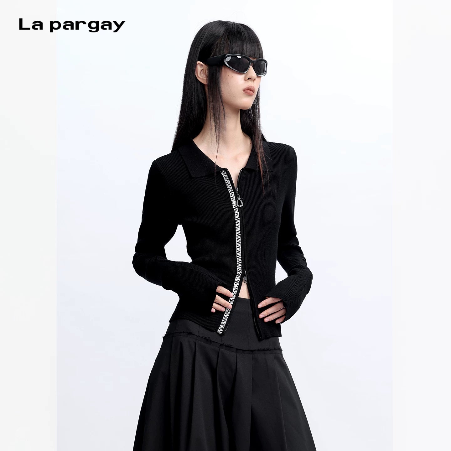 Lapargay [Endless Night] Contrast Color Embroidery Zip-up Cardigan Polo Collar L75308305V