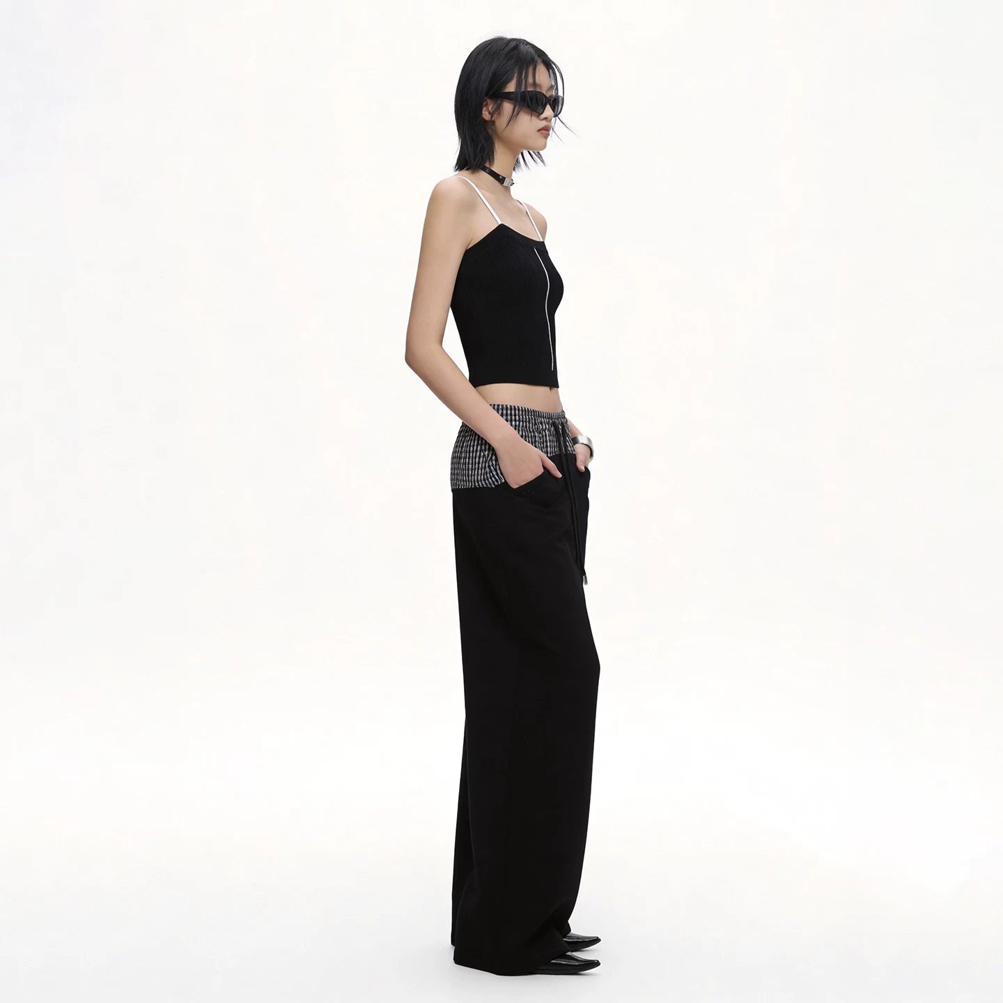 Lapargay contrasting knit cami top, cropped waist style, skin-friendly and breathable L69108101C