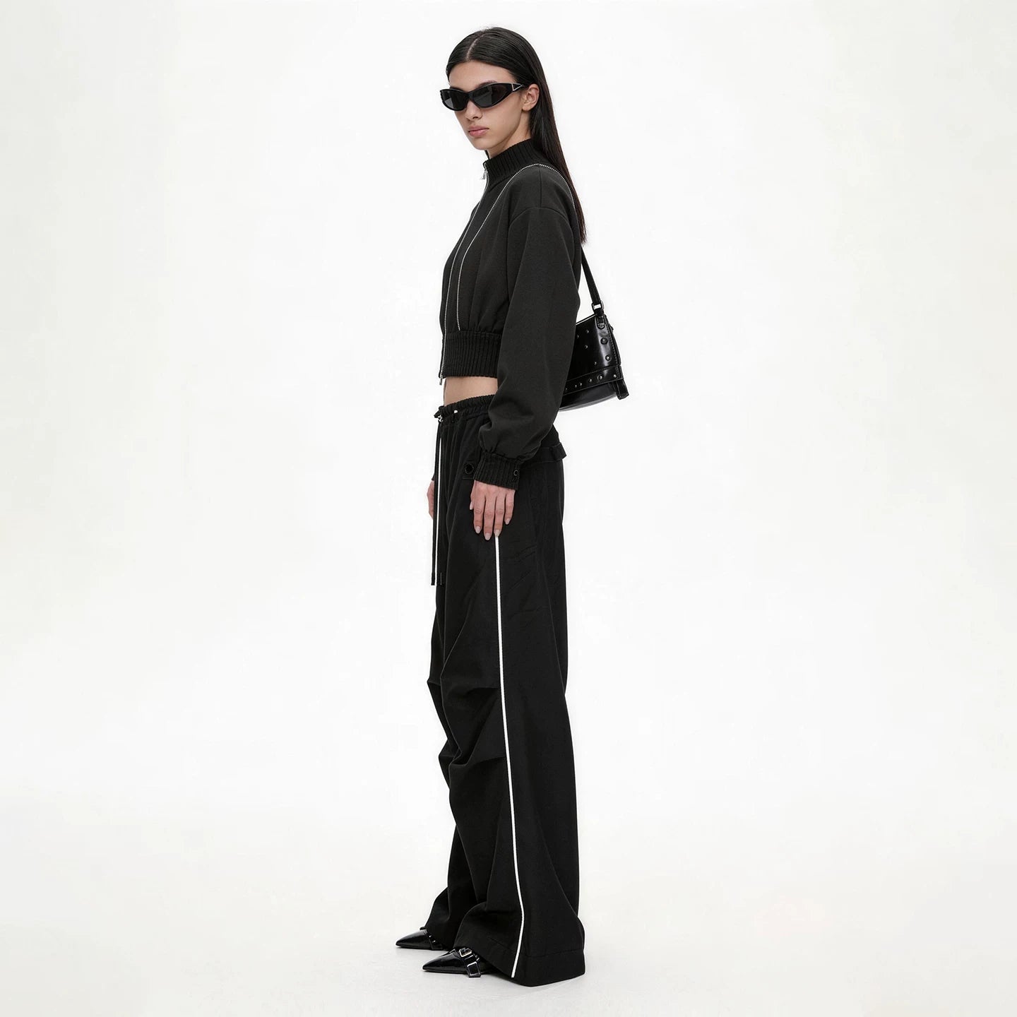 Lapargay Stand Collar Long Sleeve Short Jacket 2026 Spring New Women's Black Personality Slim Fit Slimming Top