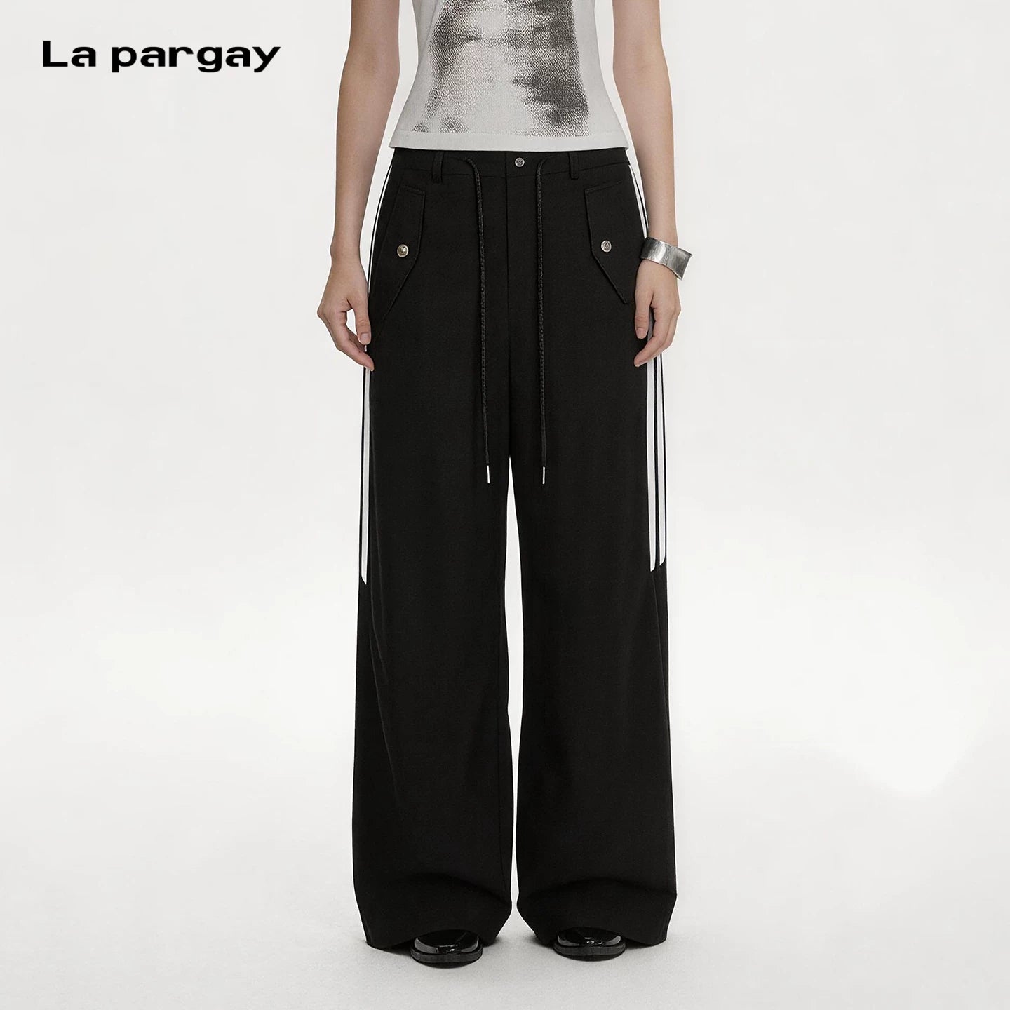 Lapargay Black and White Contrast Casual Pants High-Waist Drawstring Design Creates a Neat and Relaxed Look L69202801V