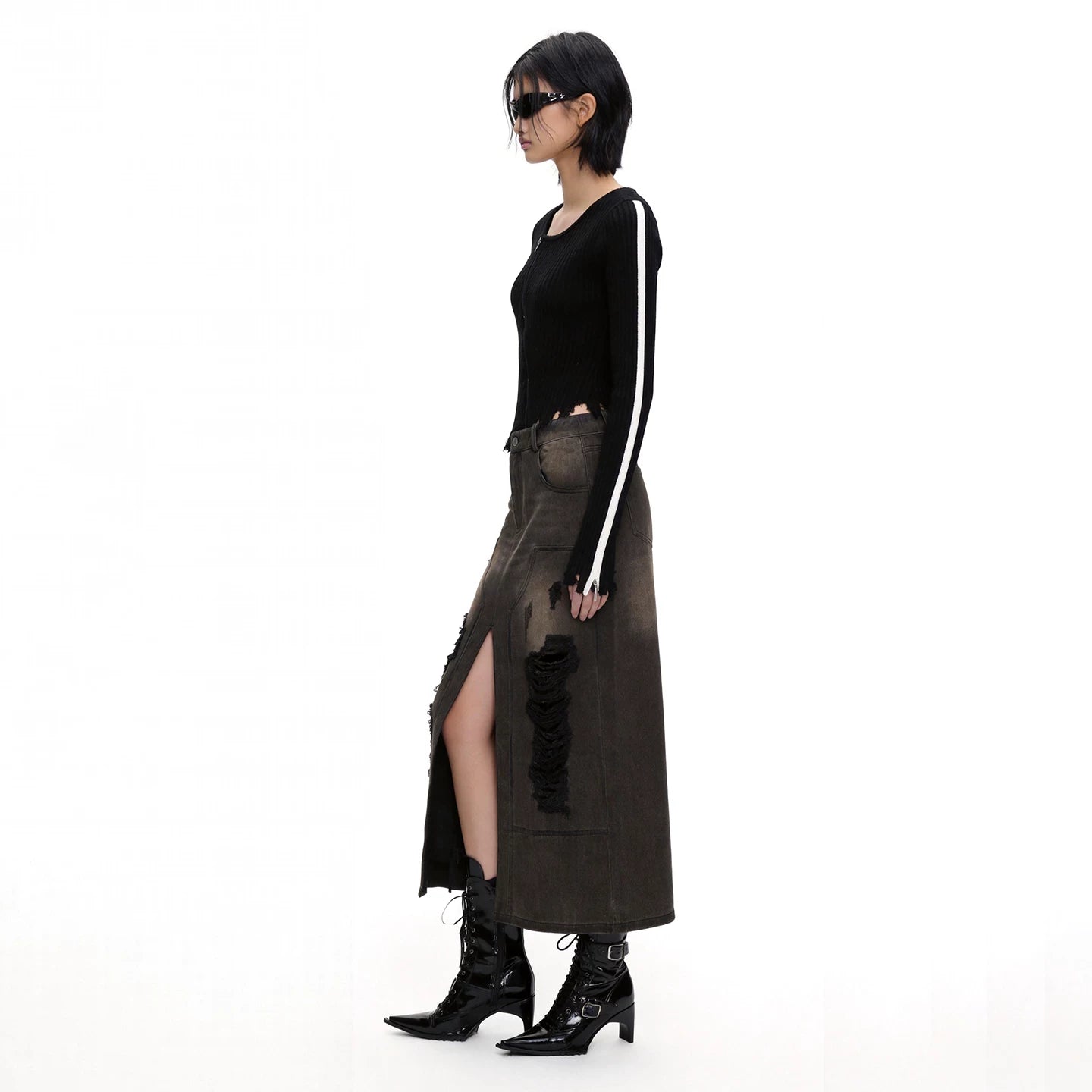 Lapargay diagonal zipper design slim fit elastic non-restrictive raw edge hem knit base layer L72108209C