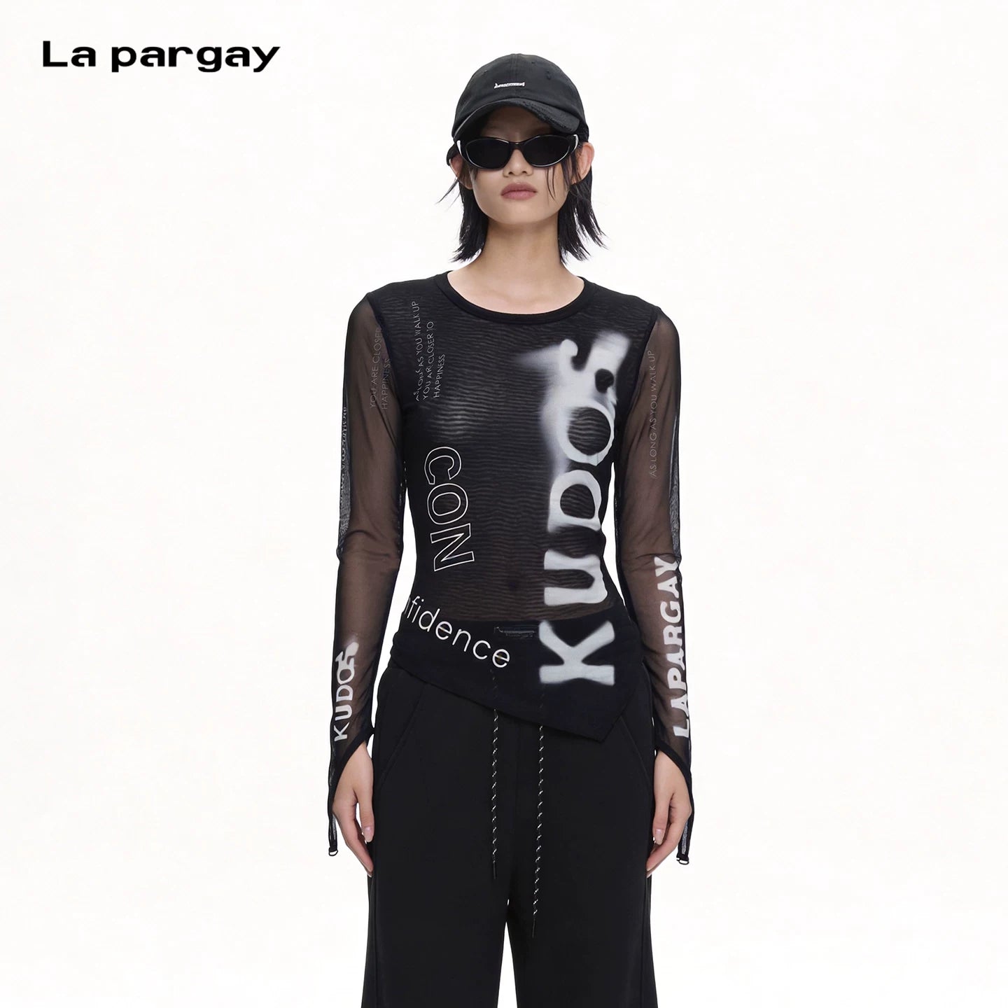 Lapargay Cool mesh long sleeve T-shirt Contrast lettering Slightly sheer slim fit silhouette L63100305S