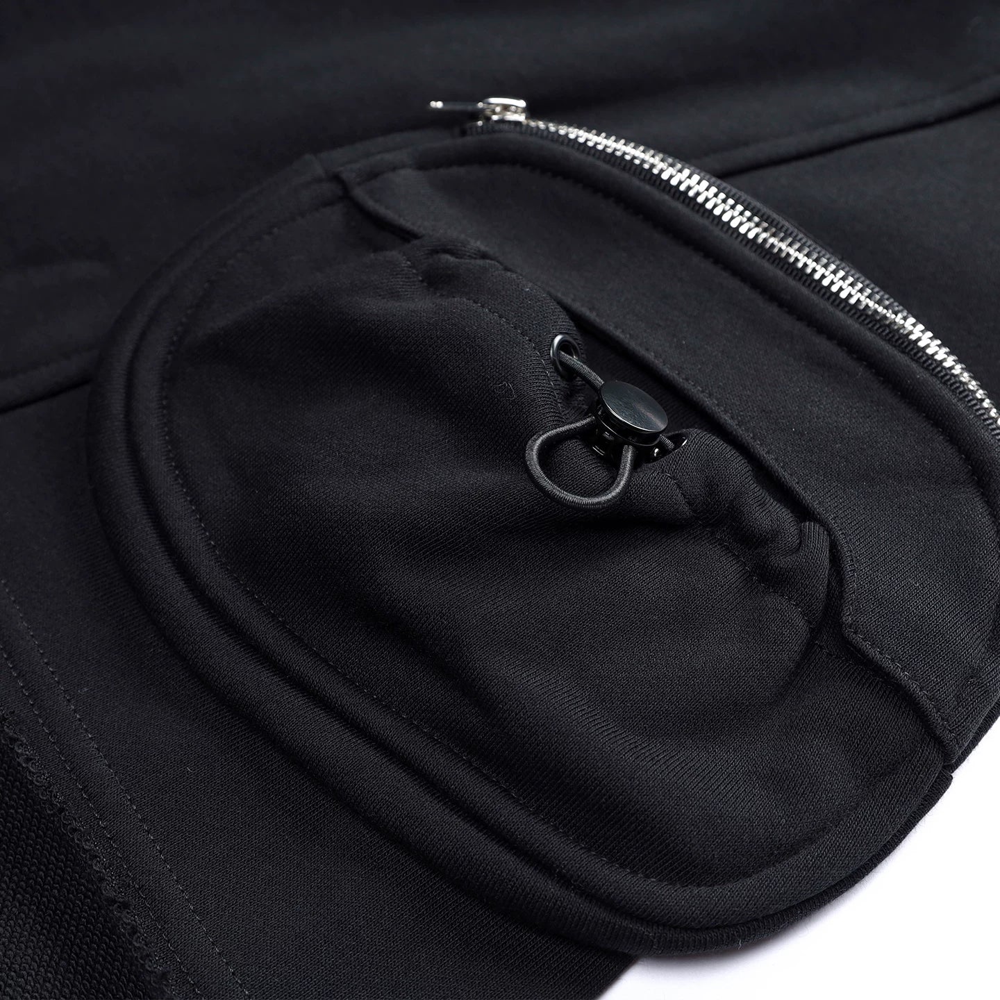 Lapargay casual shorts with dual zipper pockets and drawstring waist design, neat and stylish L72102202C