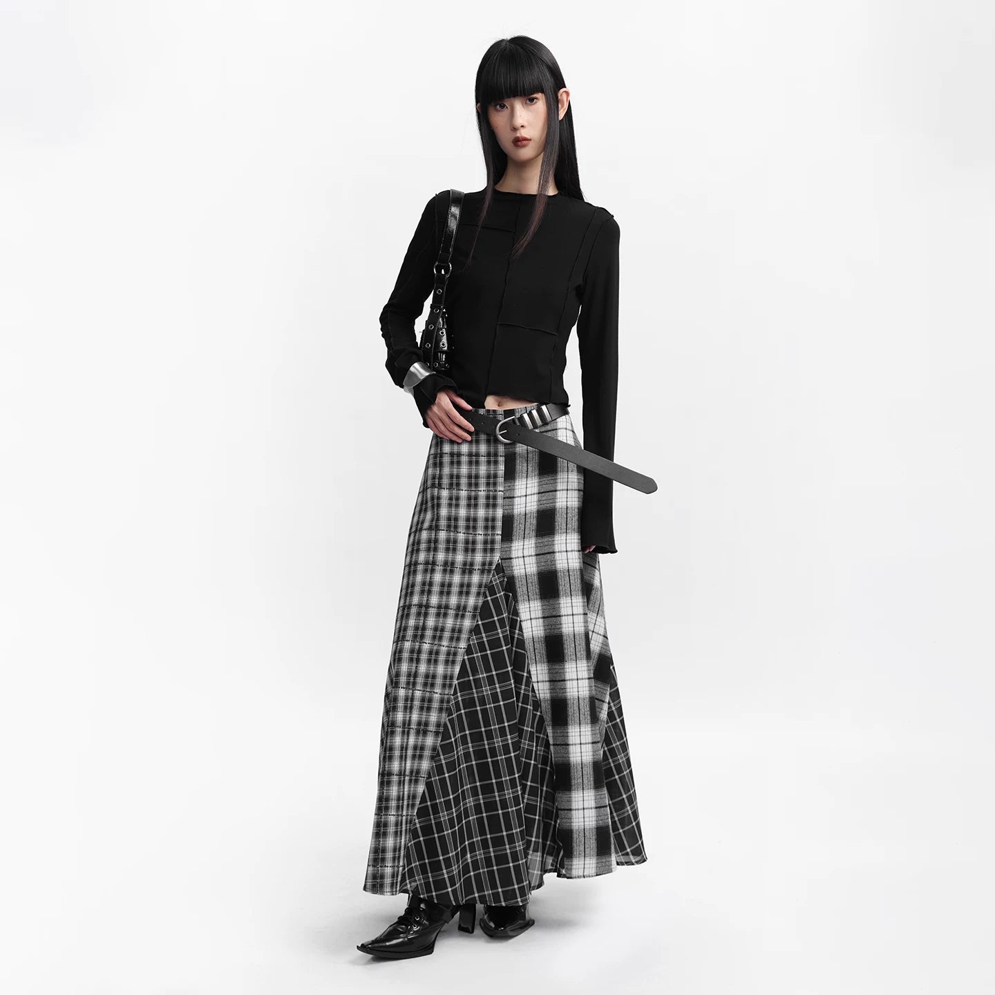 Lapargay Simple knitted top Slim fit Irregular hem design L75300310C