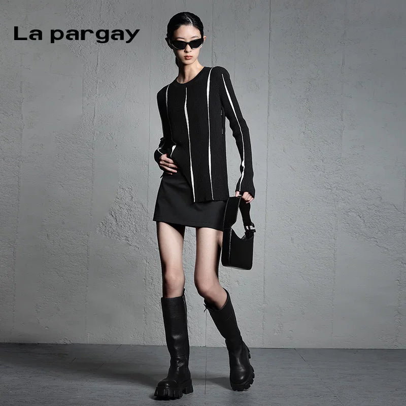 Lapargay Pullover Round Neck Long Sleeve Knitwear 2026 New Women's Irregular Slim Fit Base Layer Top