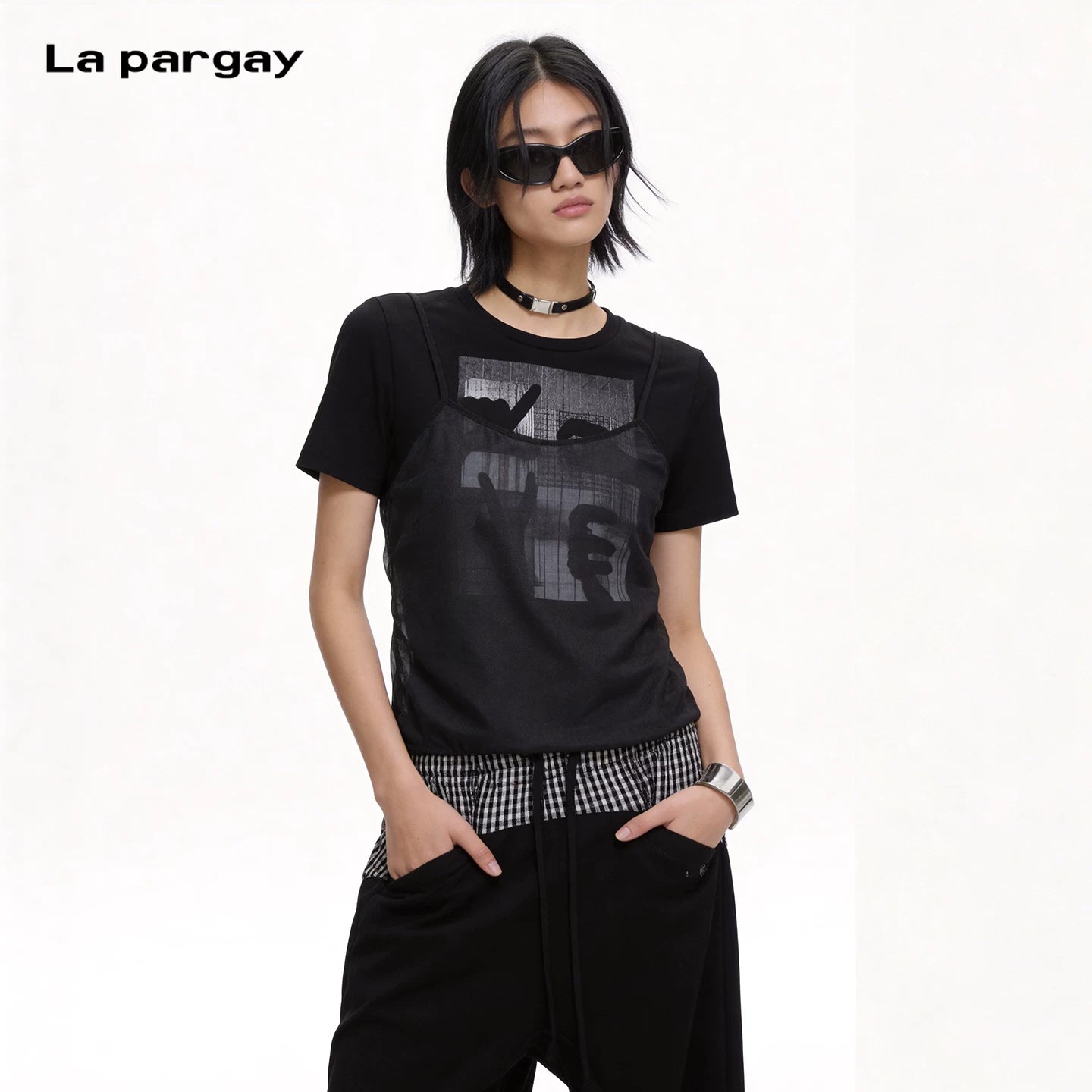 Lapargay Slim Fit Short T-Shirt Top with Sheer Mesh Splicing Fake Two-Piece Style L72300204B