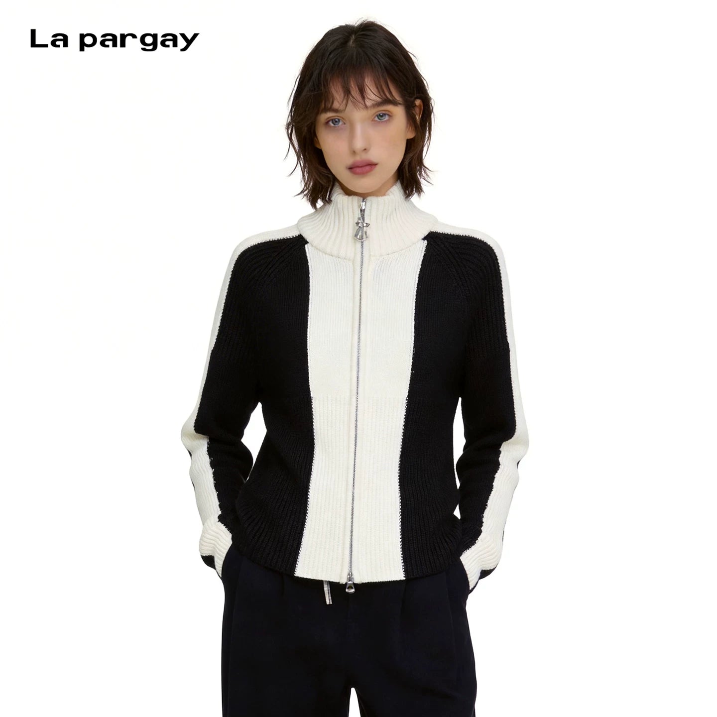 Lapargay black-white contrast stand-collar, double zipper waist, ribbed knit cardigan L75408301V