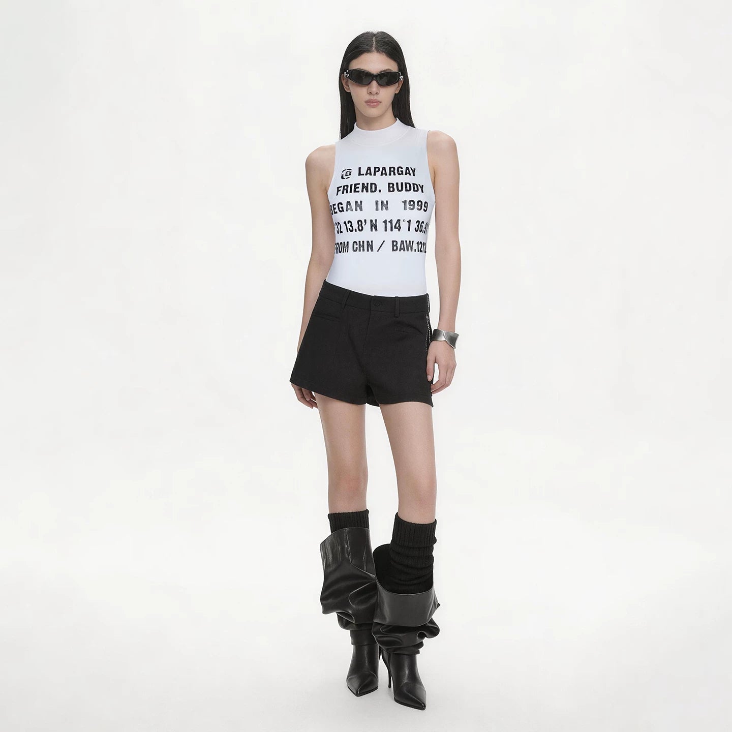 Lapargay Slim-fit knit bodysuit vest Retro slogan print Mock neck sleeveless style L66300190C