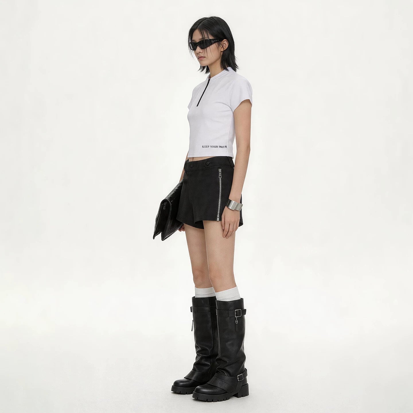 Lapargay High-stretch shaping fabric Half-placket stand collar design Sporty cropped T-shirt L75200228C