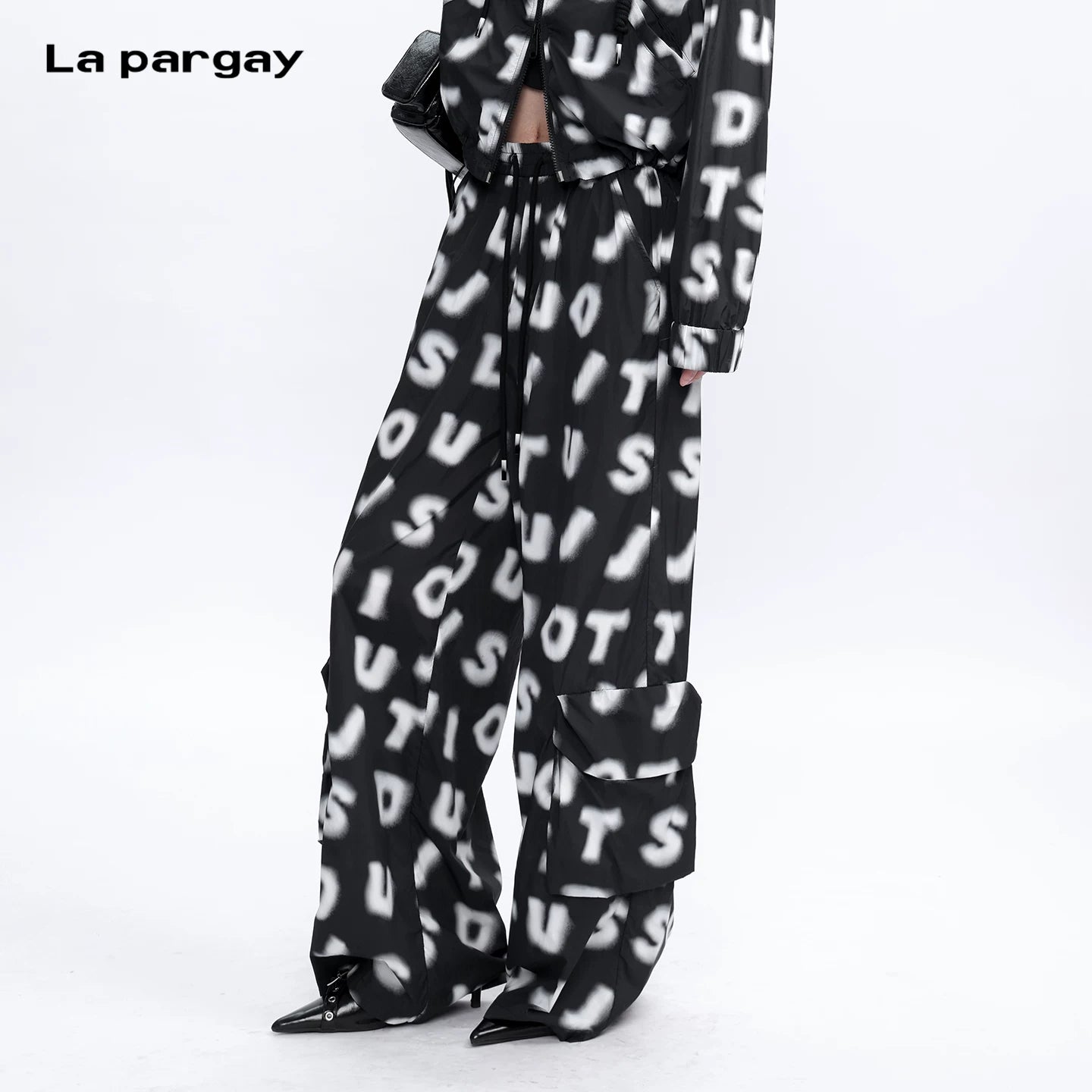 Lapargay 【A to Z】Letter Print Thin Wide-Leg Pants  Contrast L75302605V