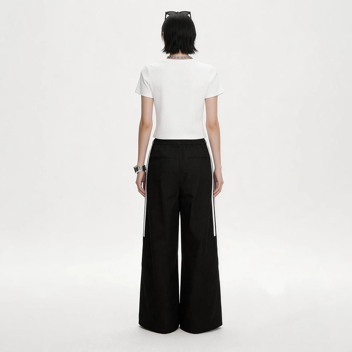Lapargay Black and White Contrast Casual Pants High-Waist Drawstring Design Creates a Neat and Relaxed Look L69202801V