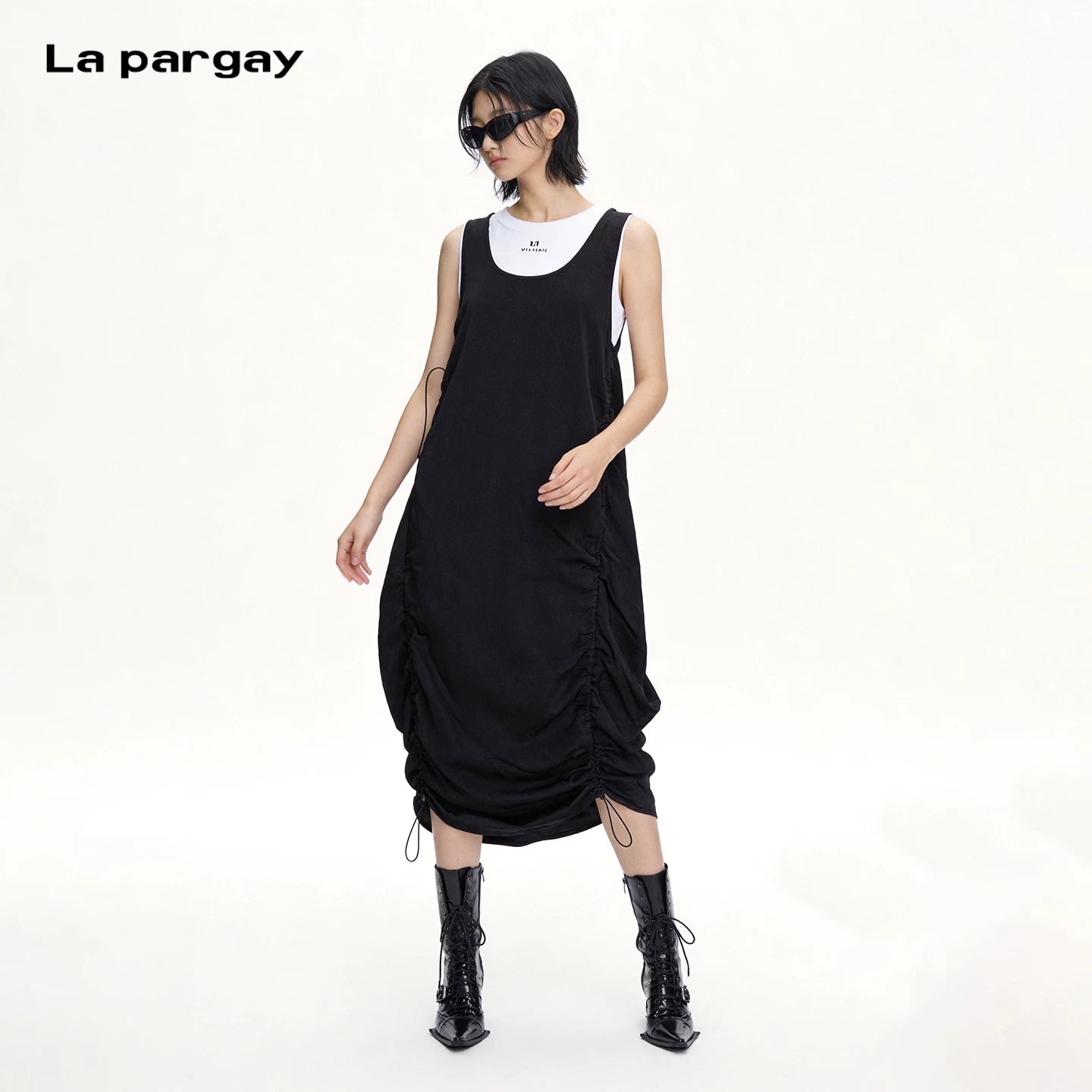 Lapargay Casual Commuting Dress with White T-Shirt Inside Fashionable Slimming Two-Piece Set L69209053C