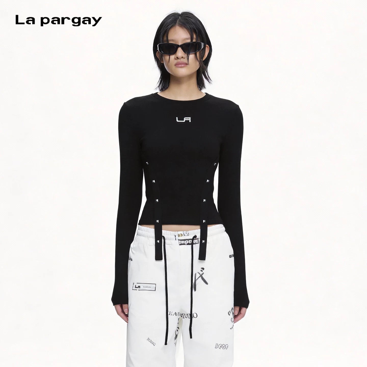 Lapargay Functional Hot Girl Cropped T-Shirt Slim Fit Long Sleeve Metal Buckle Tie Waist L75100302B