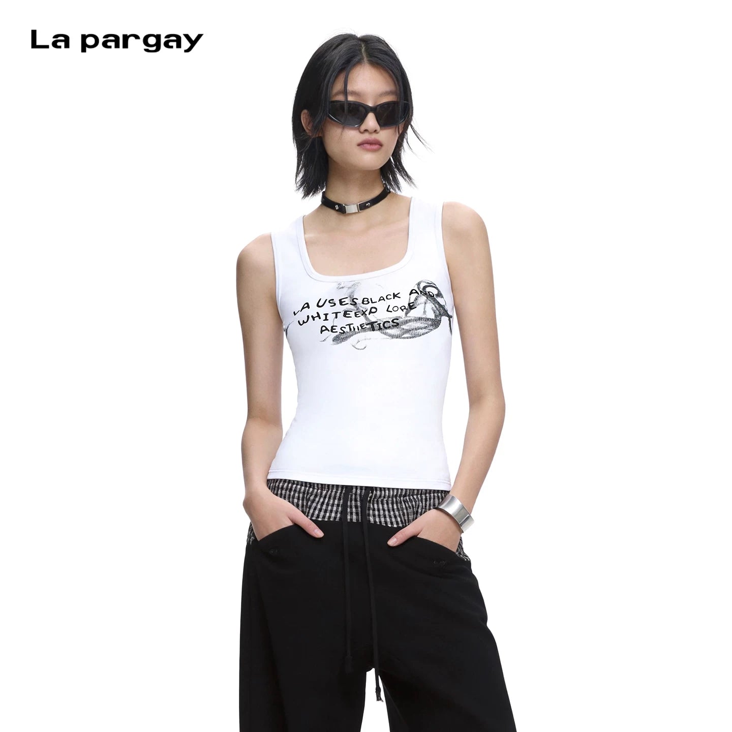 Lapargay Waist-Fitted Square Neck Vest Exposing Collarbone Base Layer Cool Graffiti T-Shirt L75200107V