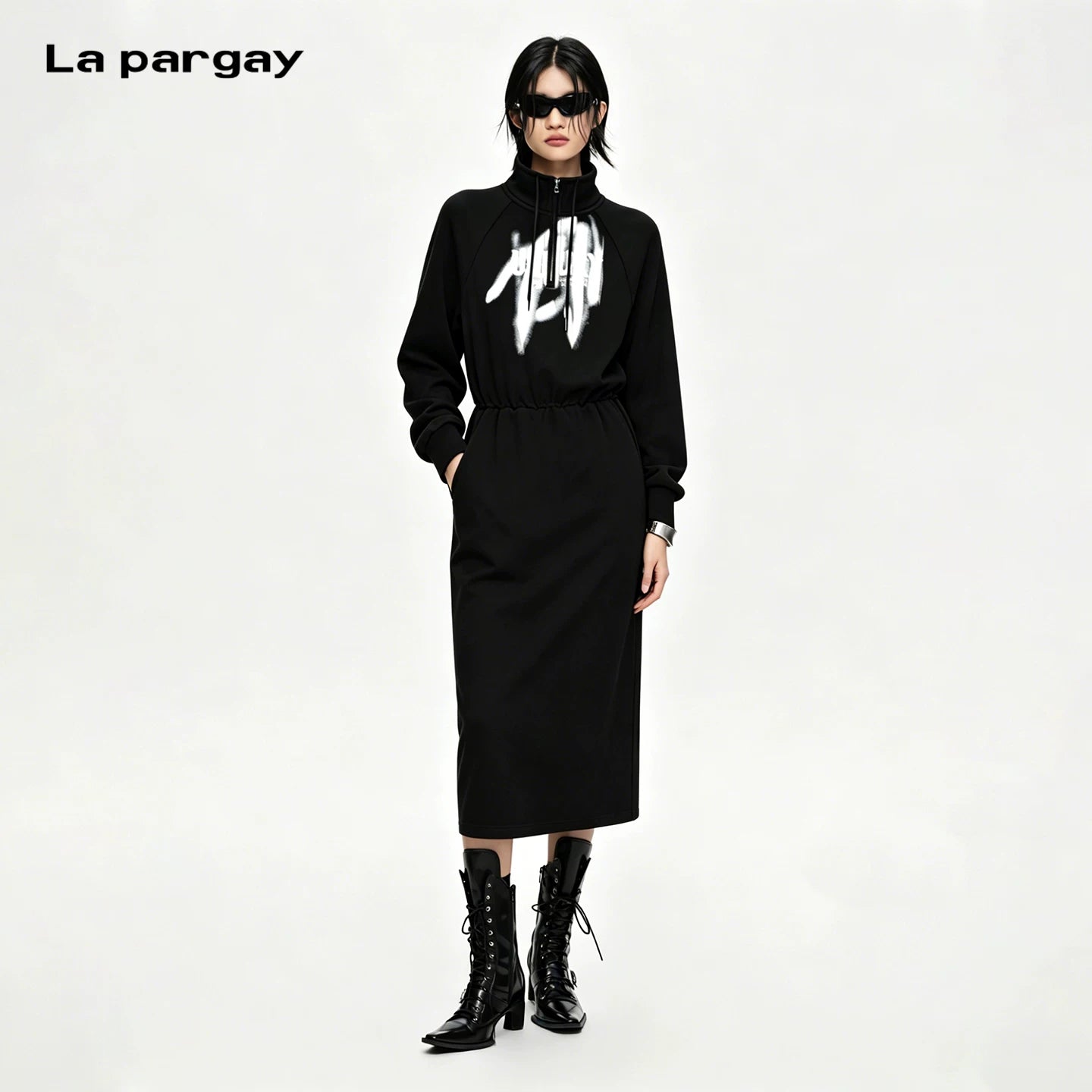 Lapargay Drop shoulder waist-cinching dress with simple silhouette, slimming and flattering L72109002C