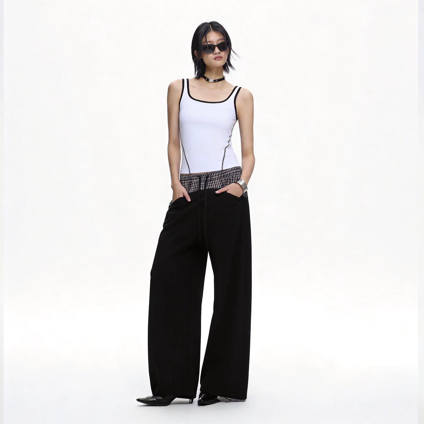 Lapargay visible seam waist-defining fitted tank top, contouring to body shape, comfortable and easy L72100101C