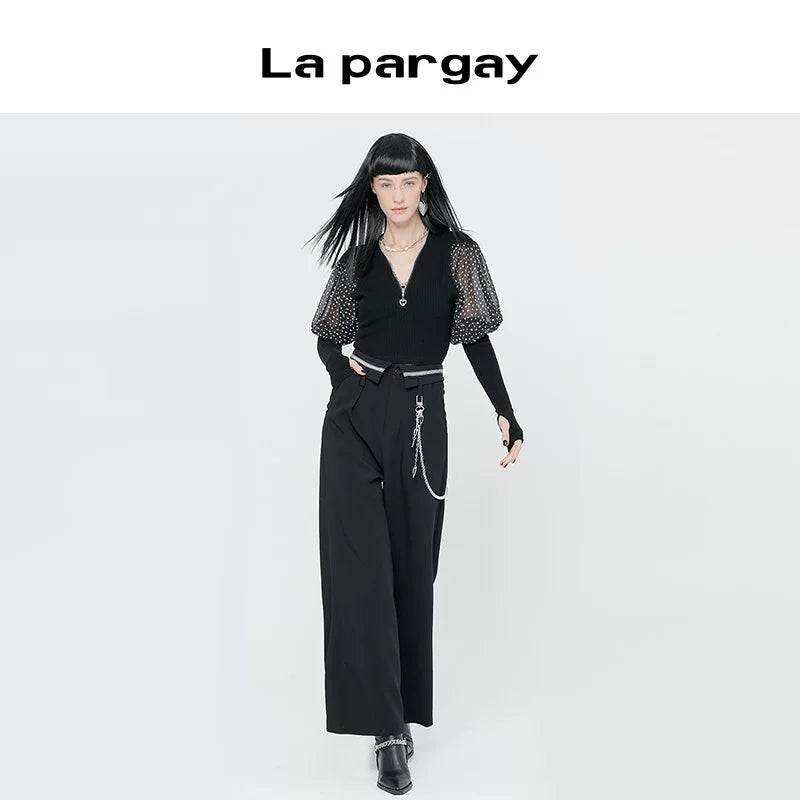 Lapargay 2026 Spring New Women's Knitwear Hollow Out V-neck Black Long-sleeve Short Design Sense Fitted Top