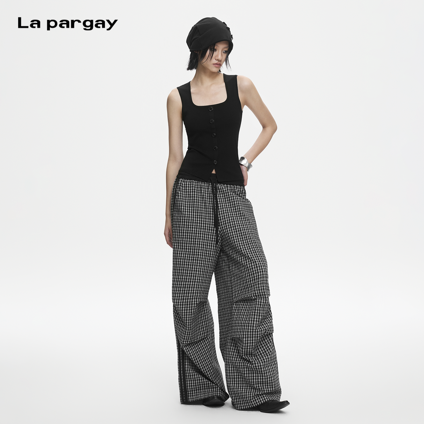 Lapargay square neck waist-cinching vest slim fit slimming versatile top for office wear alone or layered L78208101C