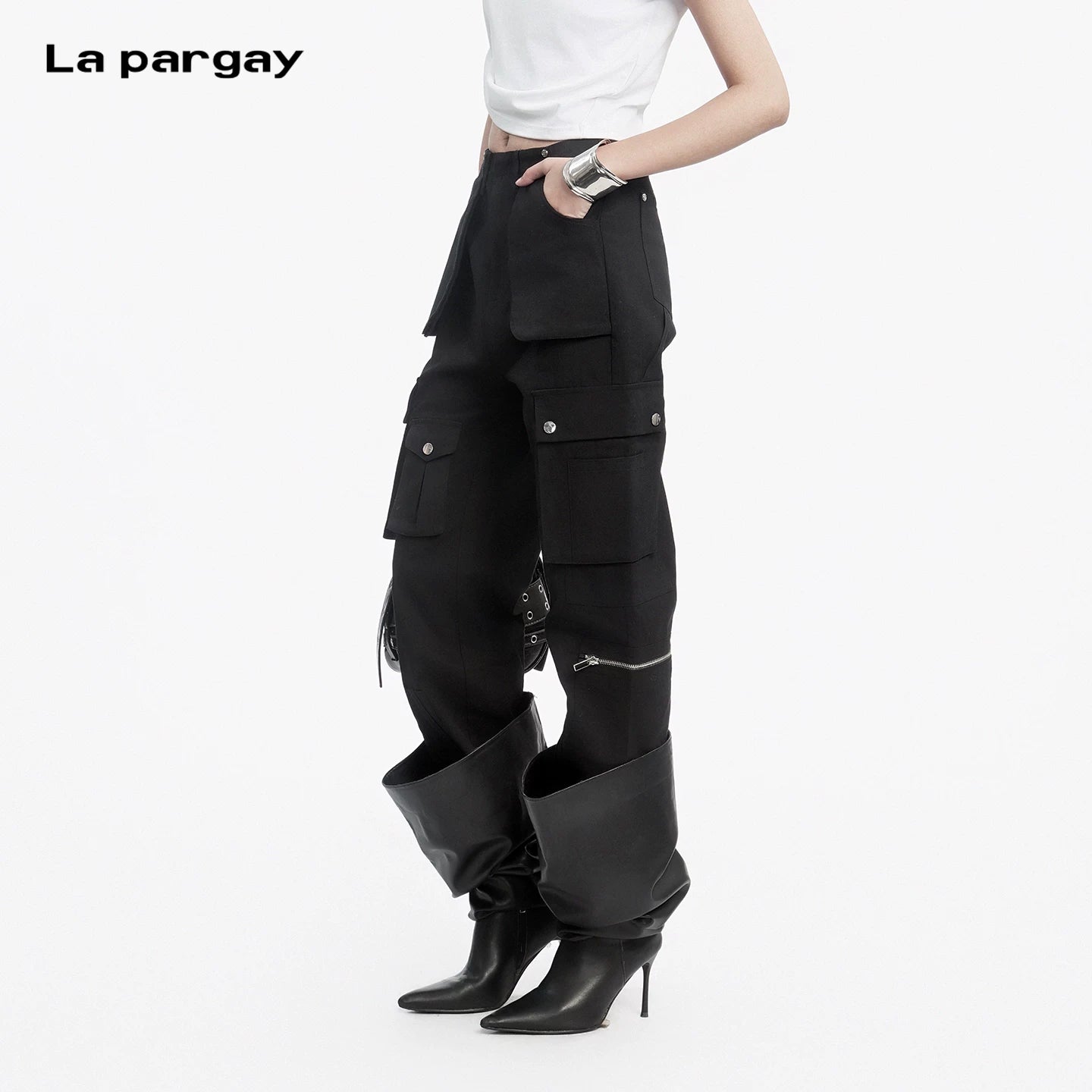 Lapargay Multi-Pocket Cargo Pants 2026 Spring New Style Personalized Design Long Pants Women Fashion Casual Straight Leg Pants