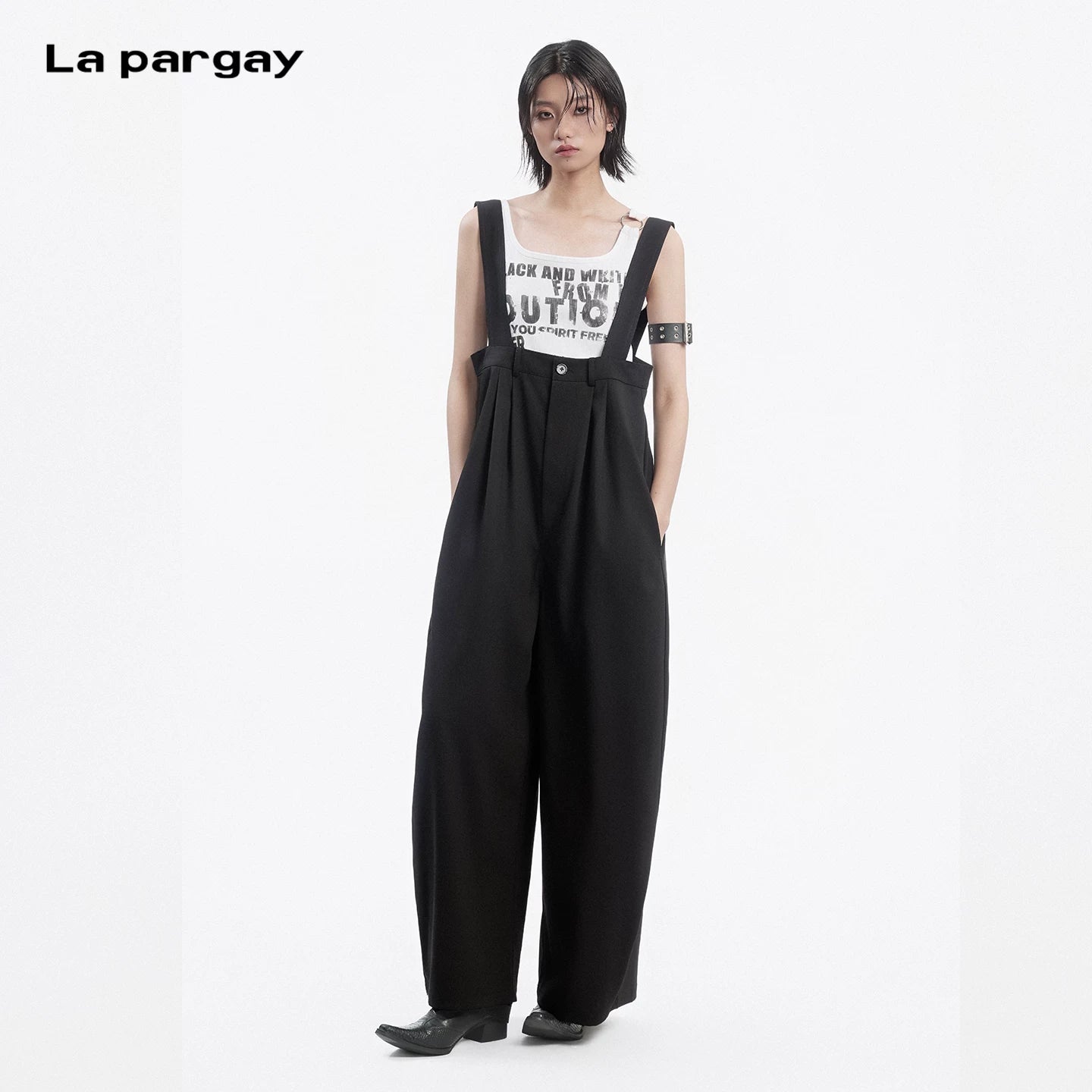 Lapargay Adjustable Strap Jumpsuit Wide-Leg Silhouette Flatters Figure Without Looking Bulky L78202701C