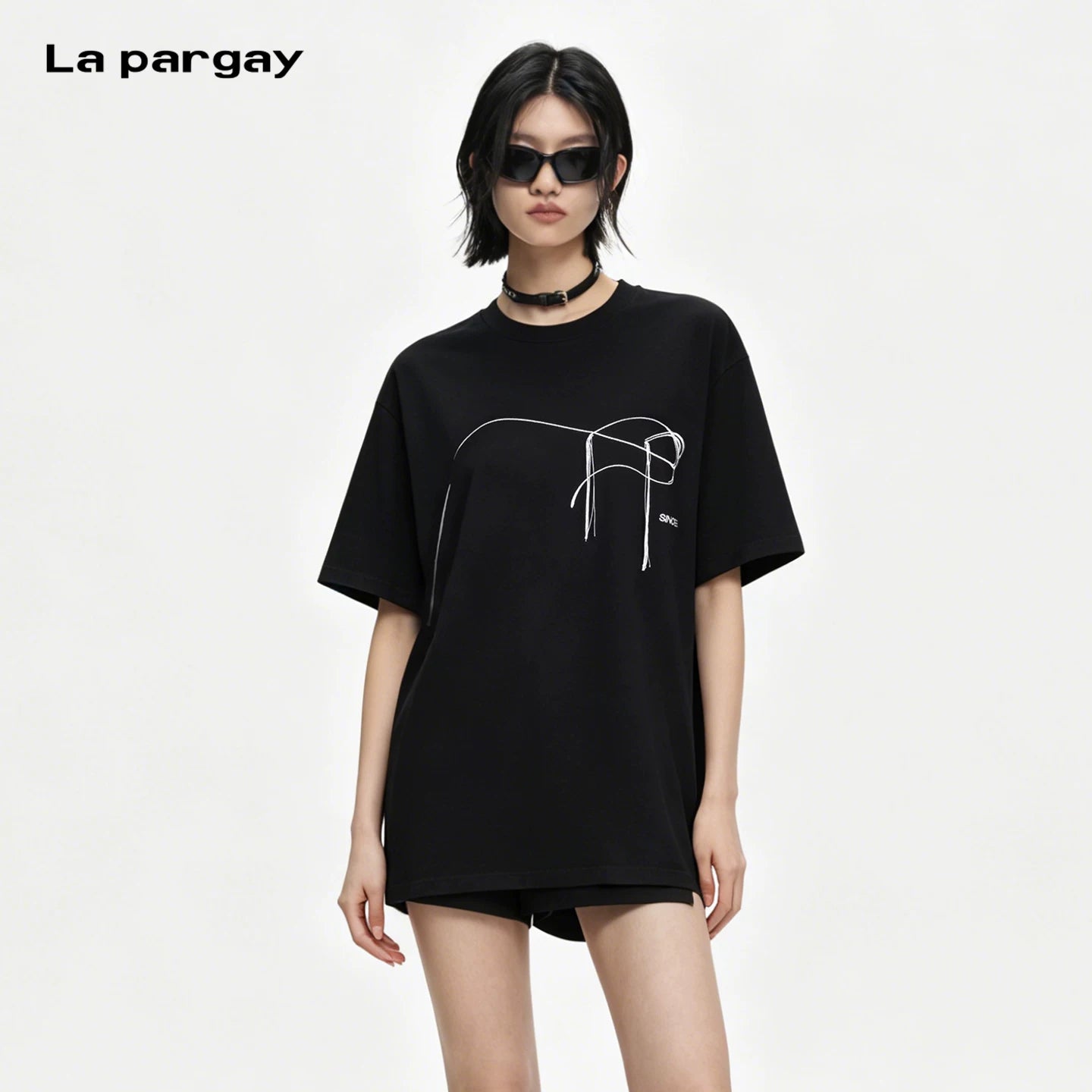Lapargay Oversized Line T-Shirt Neat Loose Fit Casual Relaxed Style L72200202S