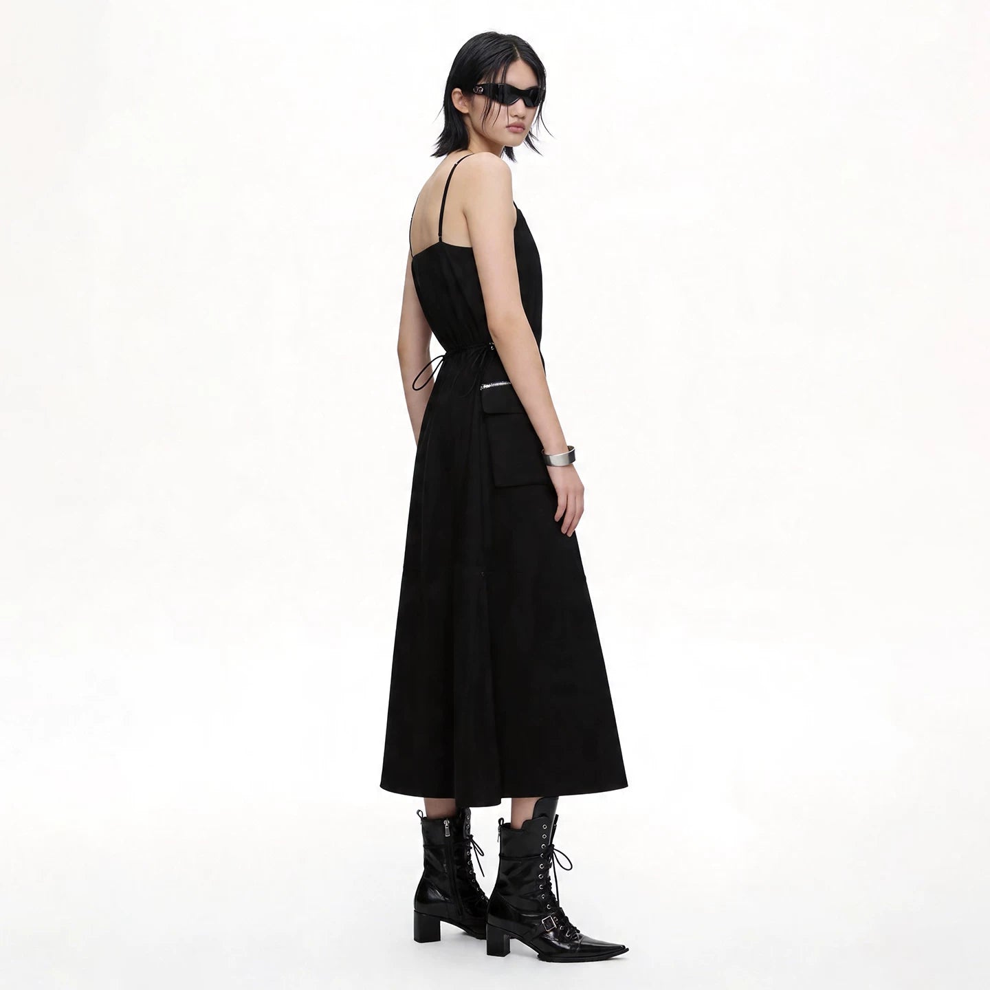 Lapargay adjustable shoulder straps, fitted cargo style, sleeveless dress with pockets L75209012V