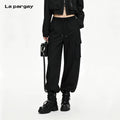 Lapargay High-Waist Drawstring Casual Pants Three-Dimensional Cargo Pockets Tapered Leg Slimming Sweatpants L72202804C