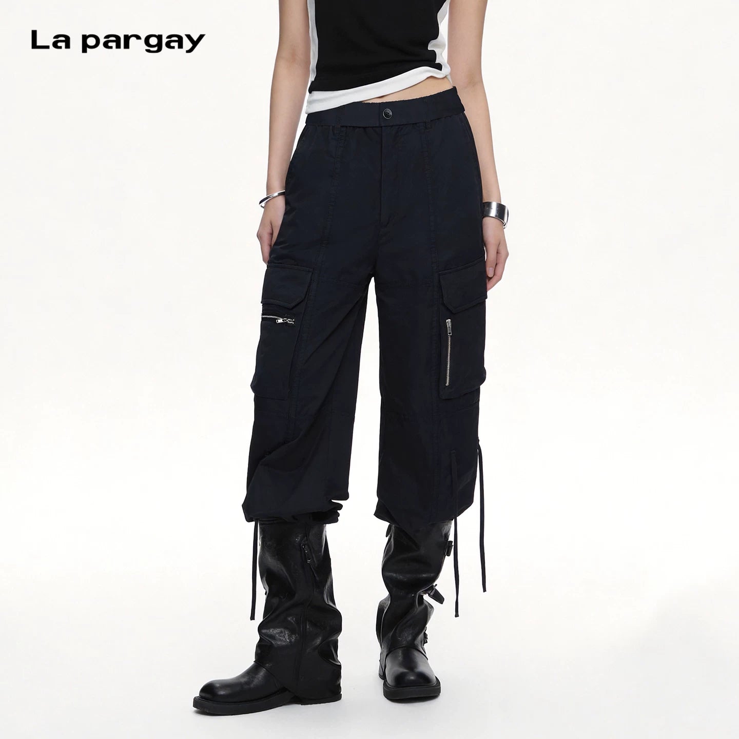 Lapargay Black Techwear Casual Pants Side Ribbon Zipper Cargo Big Pocket L63302606C