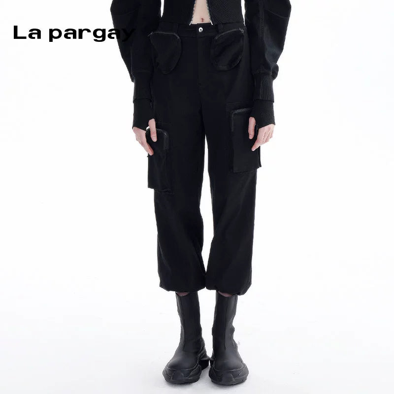 Lapargay three-dimensional pocket cargo pants 2026 spring new women's black high-waist versatile niche casual pants
