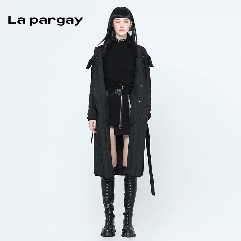 Lapargay Side pleated mock neck knit sweater 2026 spring new women's black design sense top