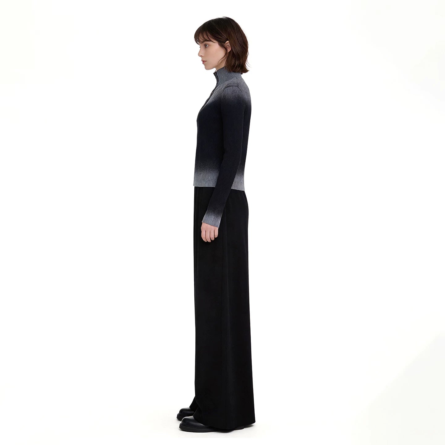 Lapargay half-button high-neck gradient knit top, comfortable and warm, soft and skin-friendly L75408211V