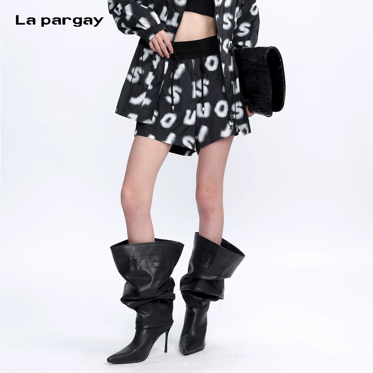 Lapargay 【A to Z】Letter Print Quick-Dry Shorts High-Waist A-Line L75302202V