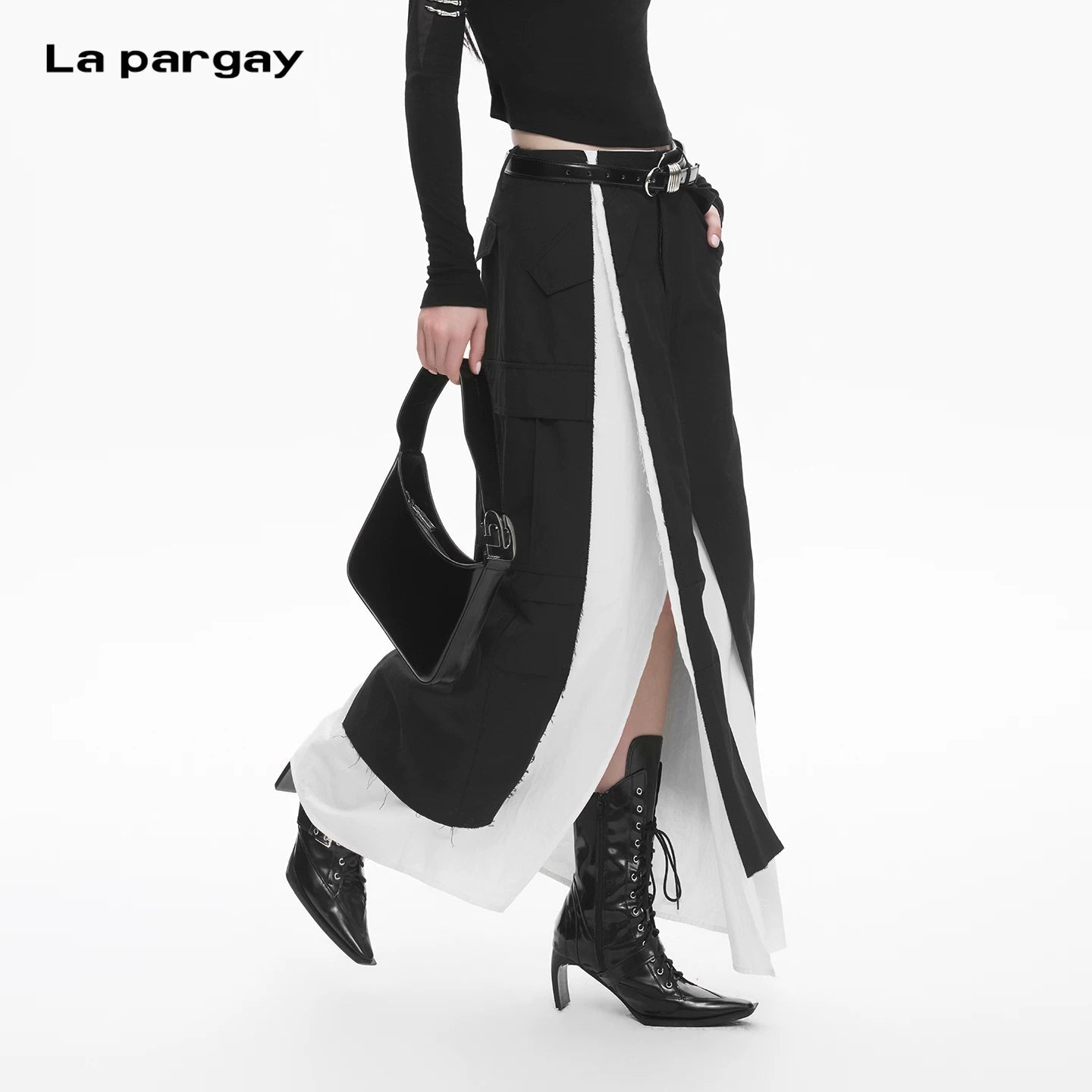 Lapargay black and white spliced utility half-skirt, built-in white slip skirt, irregular frayed design L78109108V - Lapargay
